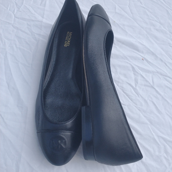 Michael Kors Ballet (Dylyn) Flats - Picture 5 of 7